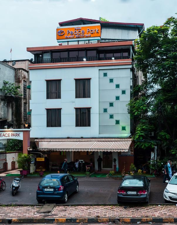 Hotel Peace Park Panvel Esterno foto
