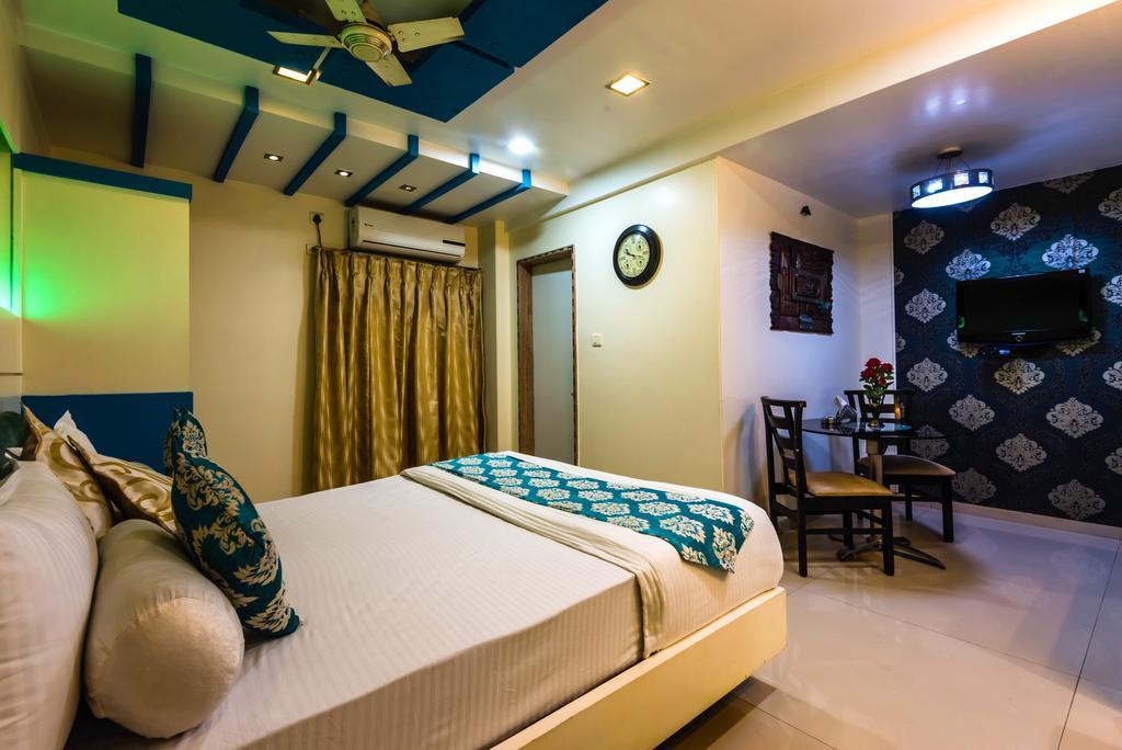 Hotel Peace Park Panvel Esterno foto