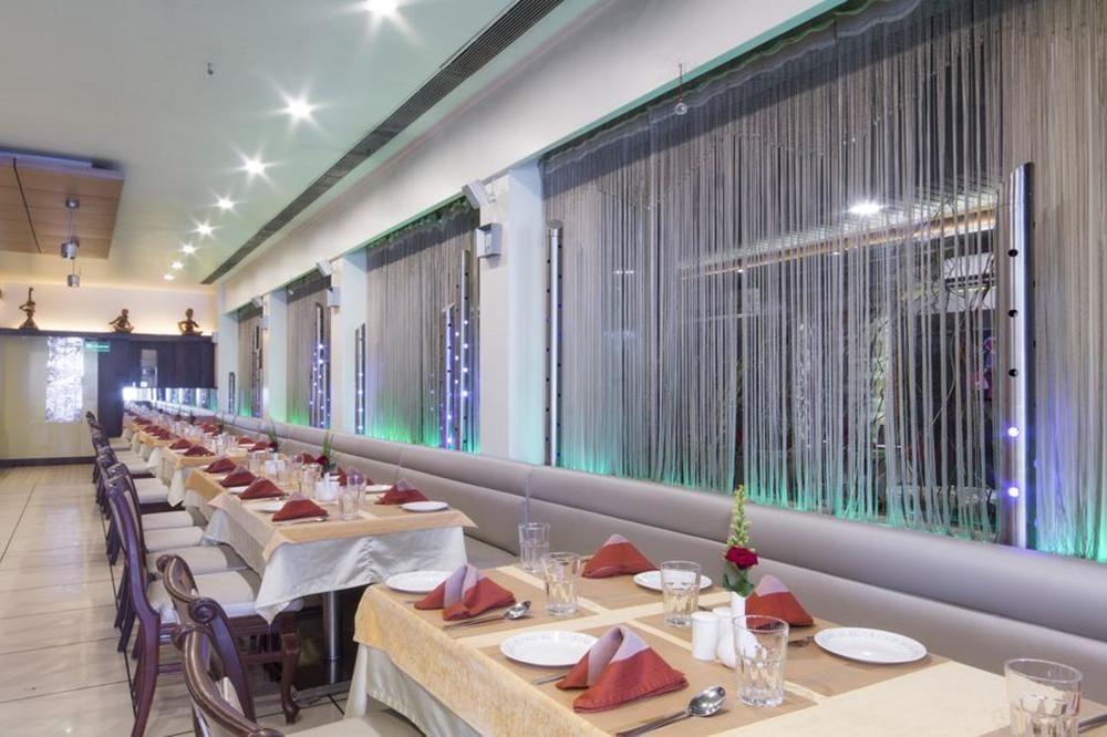 Hotel Peace Park Panvel Esterno foto