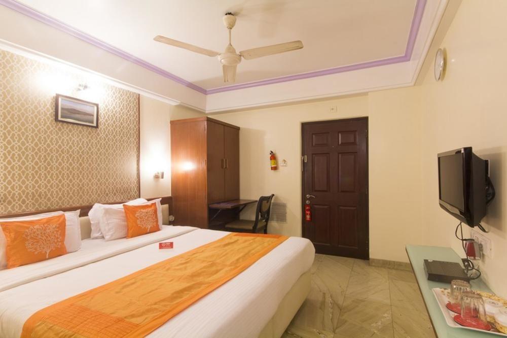 Hotel Peace Park Panvel Esterno foto